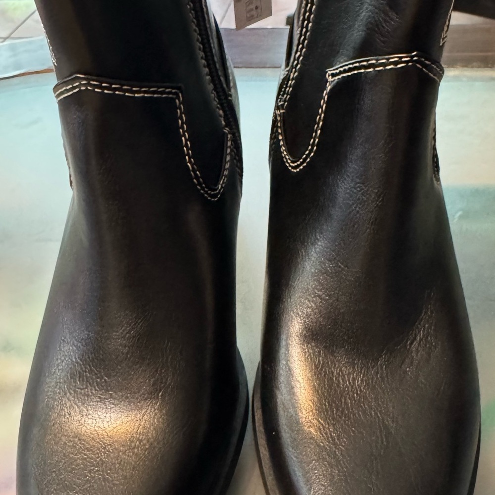 Old Navy Black and White Leather Boots
